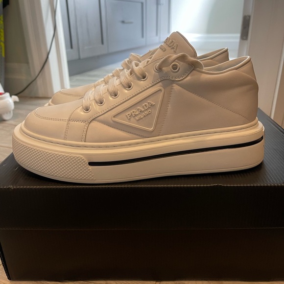 Prada Sneakers only worn 3 times. Comes with box dust bag and authenticity card. - Picture 2 of 7